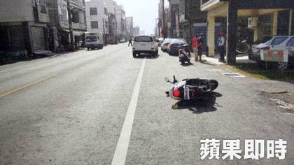 路旁曬漁網卻害過路騎士慘死